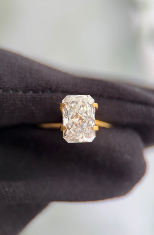 2.60Ct Radiant D VVS2 | Lab Grown Diamond