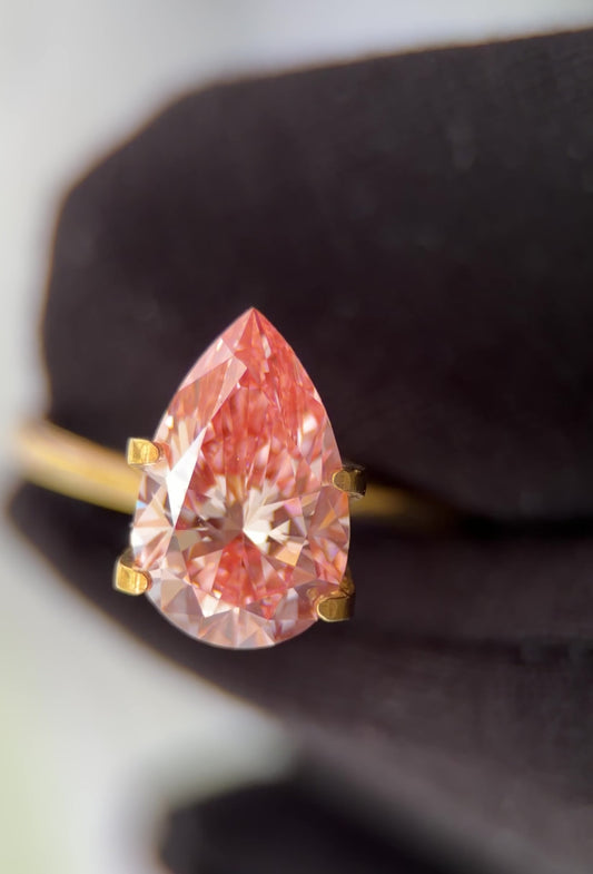 3.10Ct Pear Vivid Pink VS1  | Lab Grown Diamond