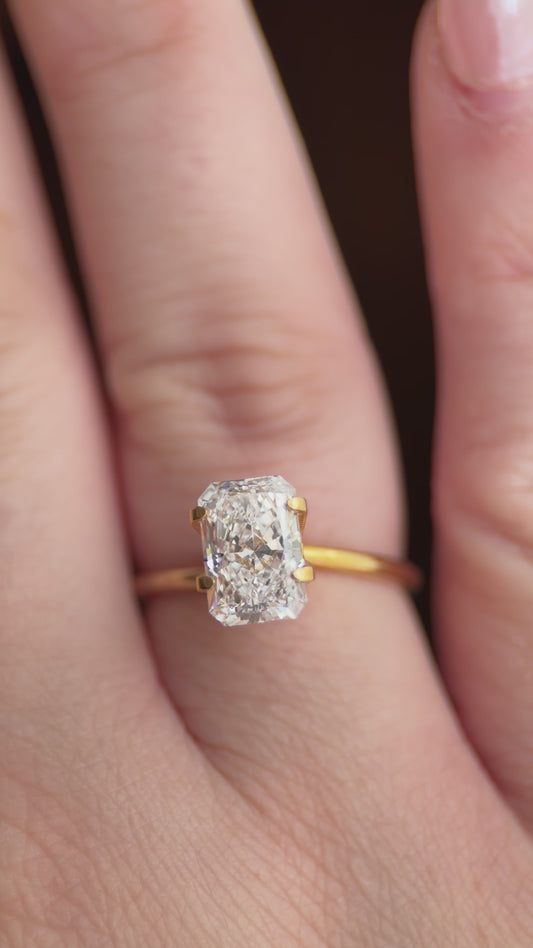 2.60Ct Radiant D VVS2 | Lab Grown Diamond