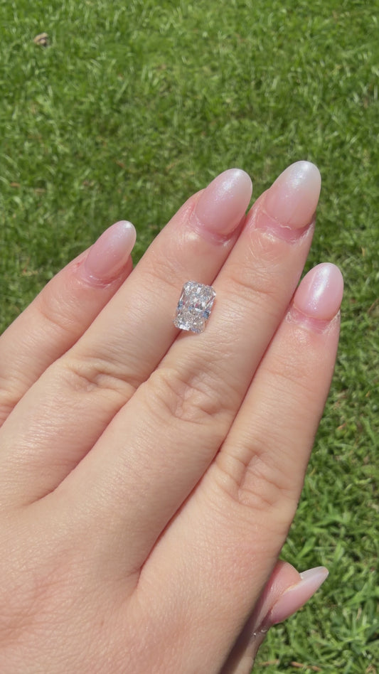 2.60Ct Radiant D VVS2 | Lab Grown Diamond